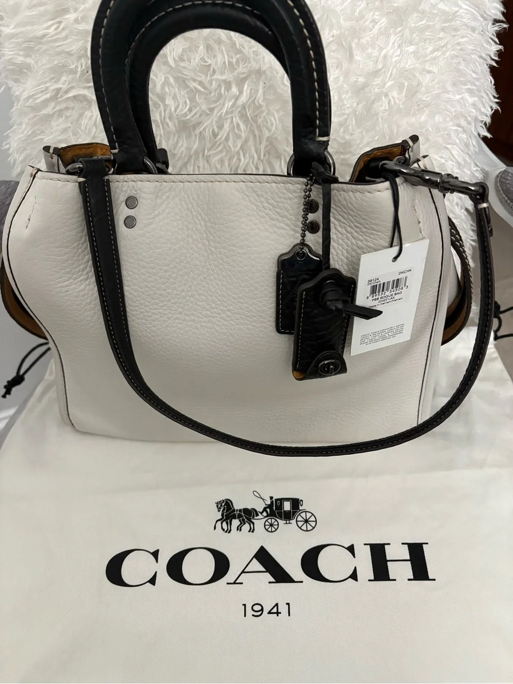 COACH 1941 1st Gen Rogue 31 Chalk